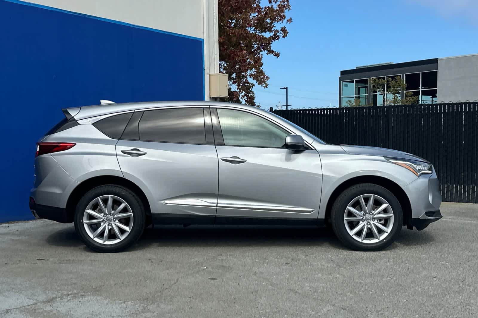 Certified 2024 Acura RDX SH-AWD image 2