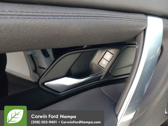 Used 2021 Land Rover Discovery Sport S image 12