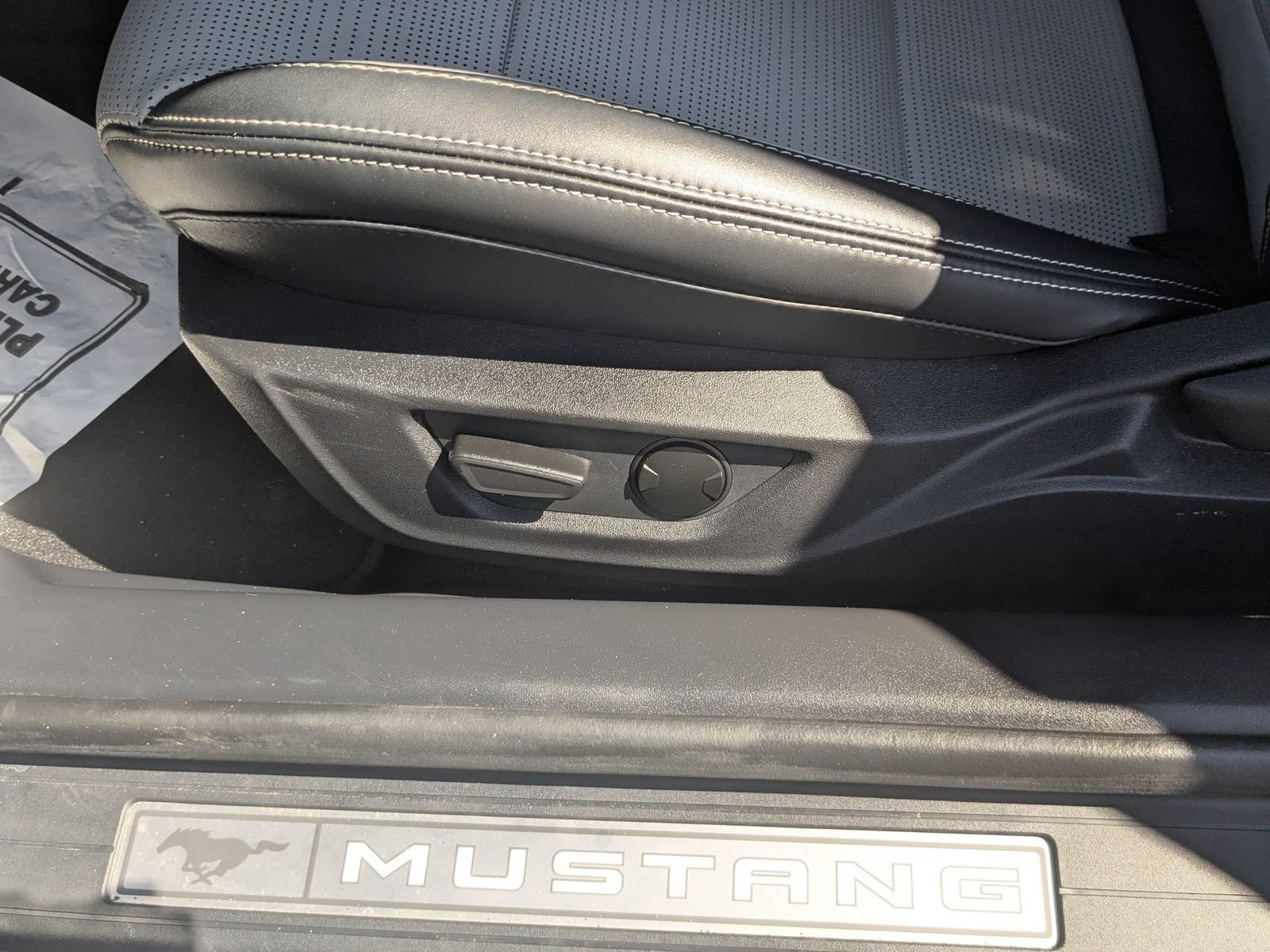 Used 2025 Ford Mustang Premium RWD image 14