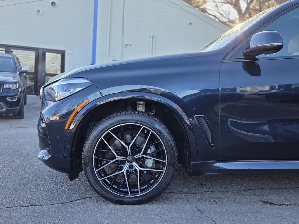 Used 2019 BMW X5 xDrive40i w/ M Sport Package image 10