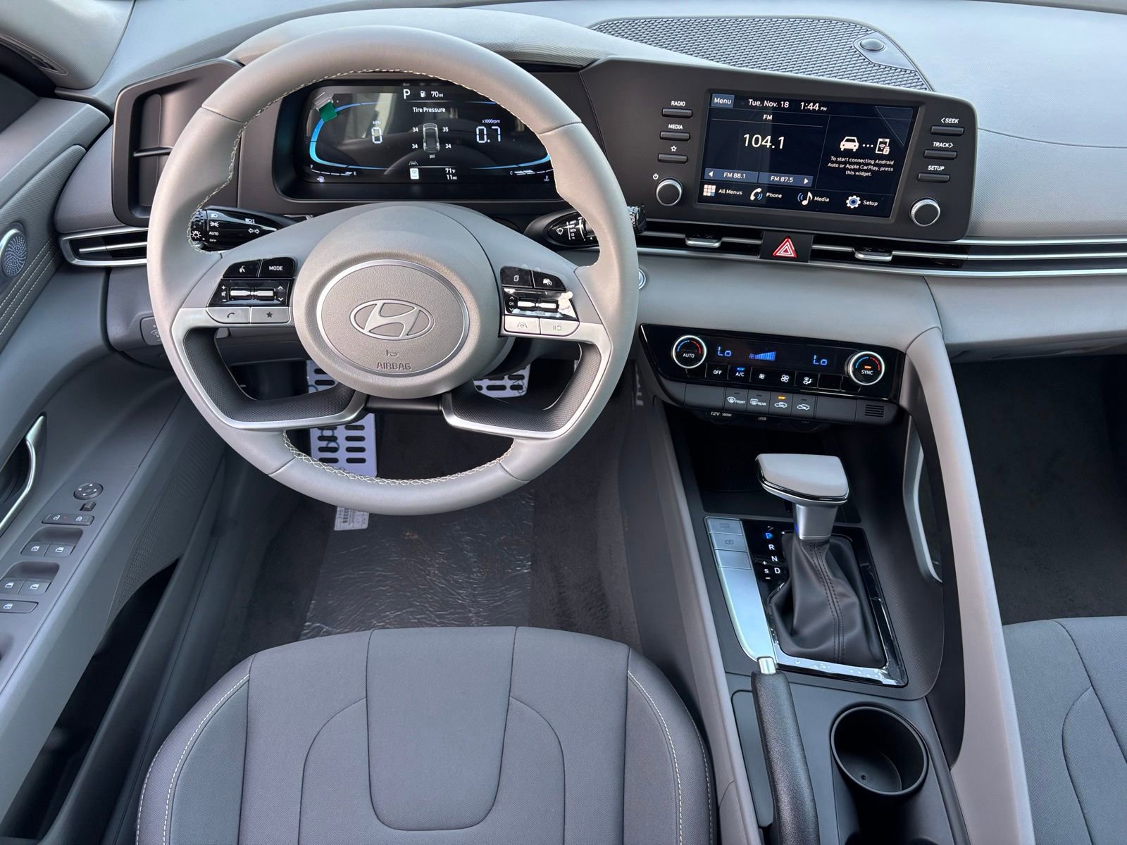 New 2026 Hyundai Elantra Sport image 16