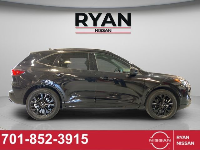Used 2023 Ford Escape ST-Line Elite w/ Premium Technology Package AWD/4WD image 18
