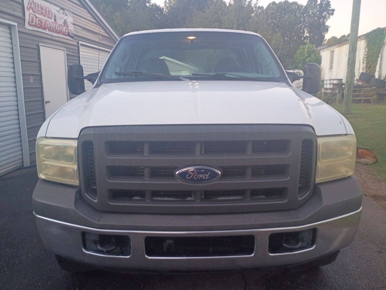 Used 2005 Ford F250 XL AWD/4WD image 3