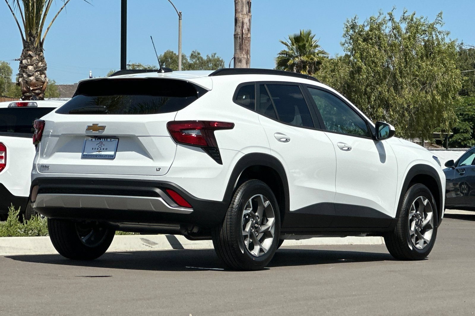 New 2026 Chevrolet Trax LT FWD image 4