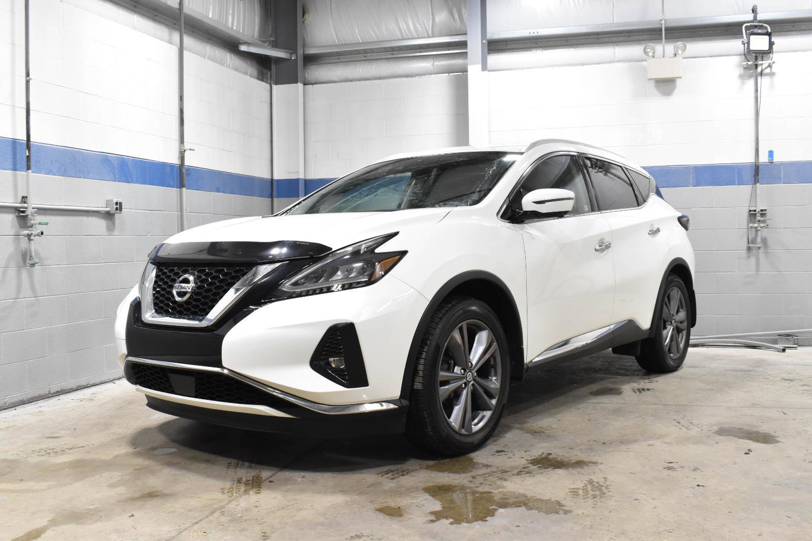 Used 2022 Nissan Murano Platinum image 2