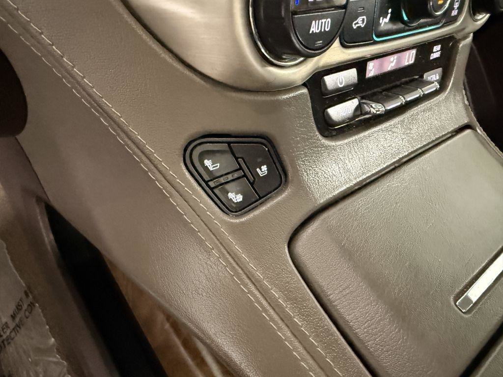 Used 2019 GMC Yukon XL Denali w/ Denali Ultimate Package AWD/4WD image 21