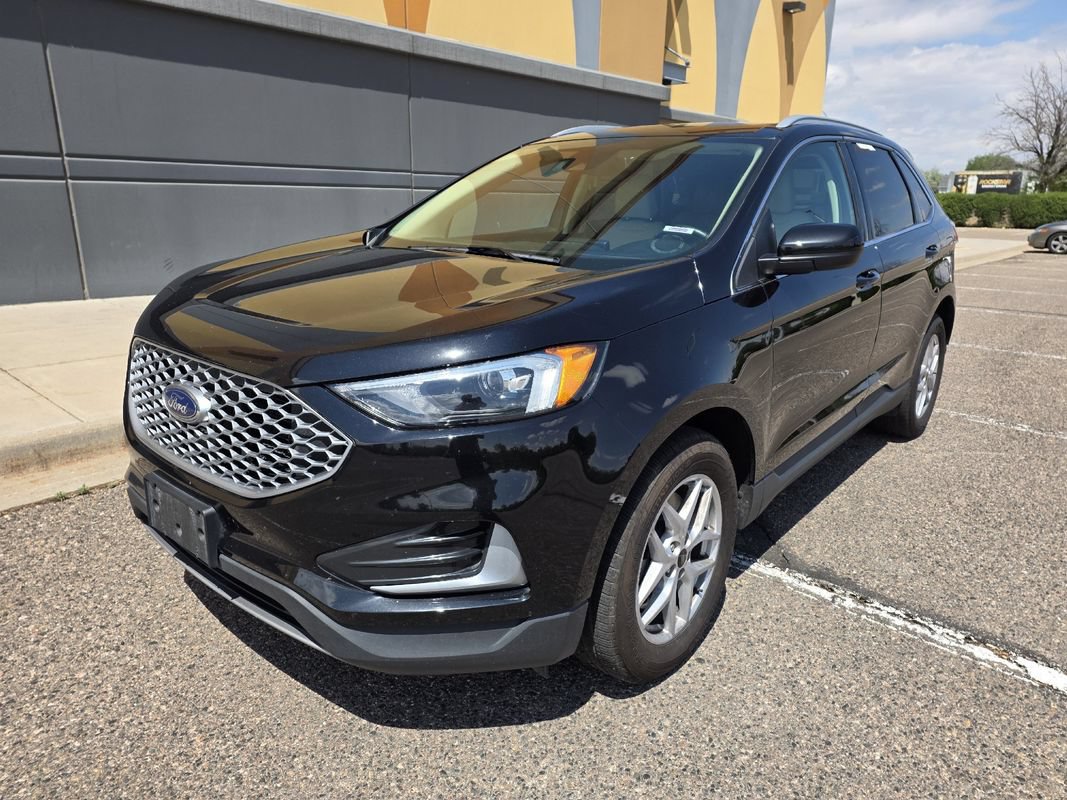 Used 2023 Ford Edge SEL AWD/4WD image 3