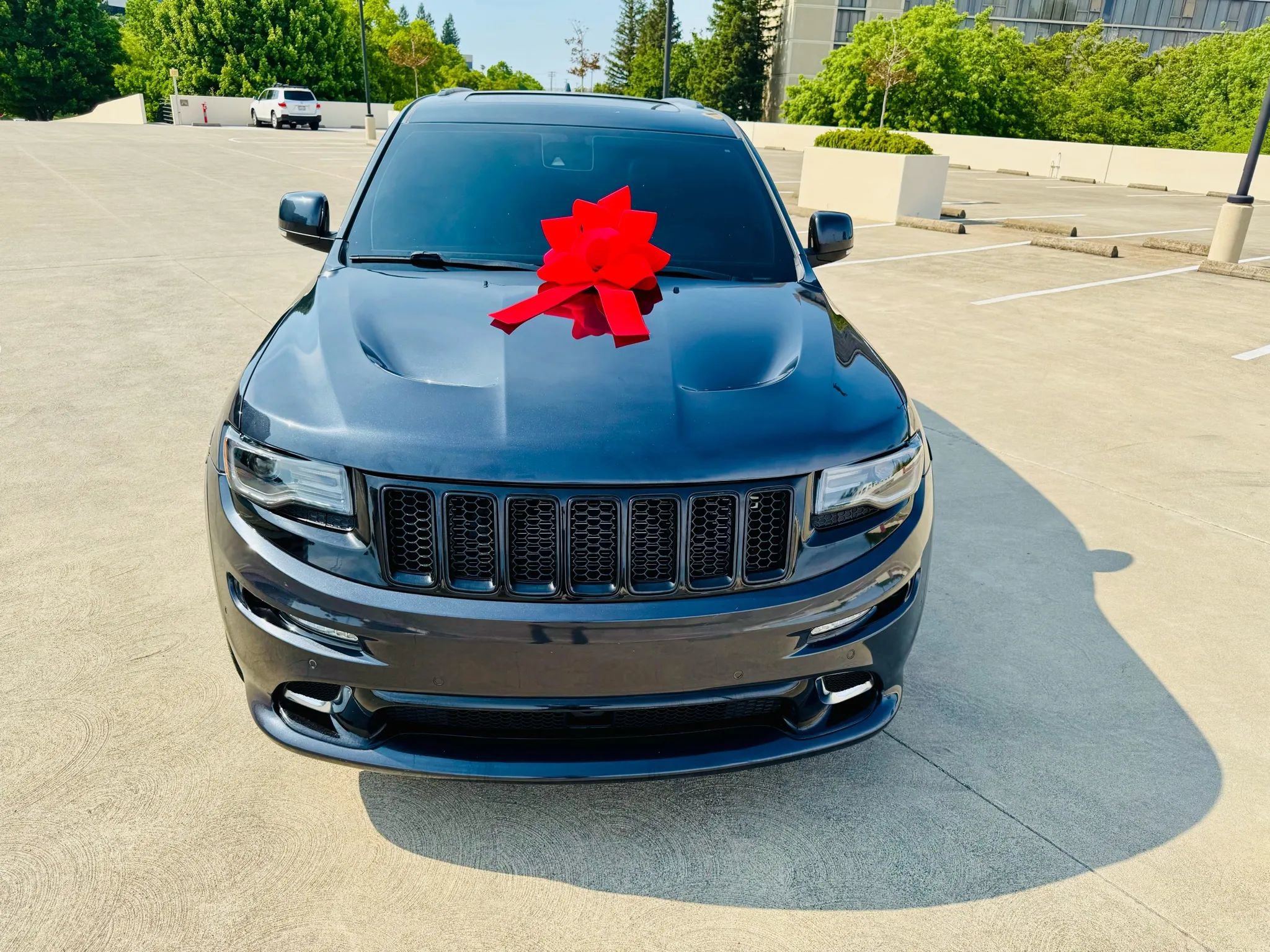 Used 2014 Jeep Grand Cherokee SRT image 3