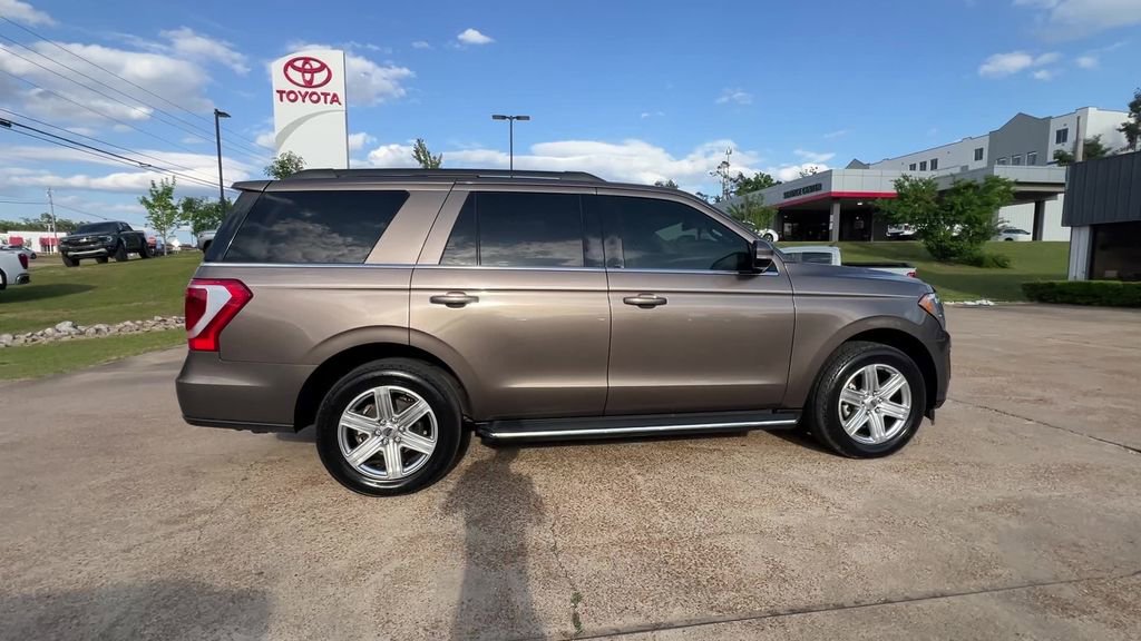 Used 2019 Ford Expedition XLT w/ Equipment Group 202A RWD image 7