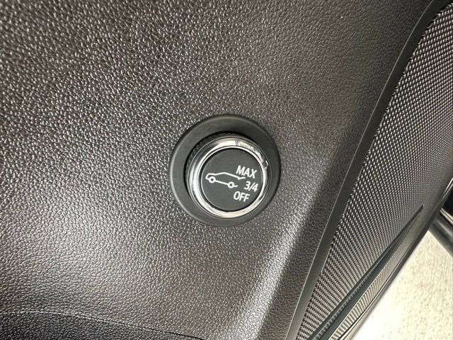 Used 2023 Buick Envision Essence w/ Sport Touring Package FWD image 34