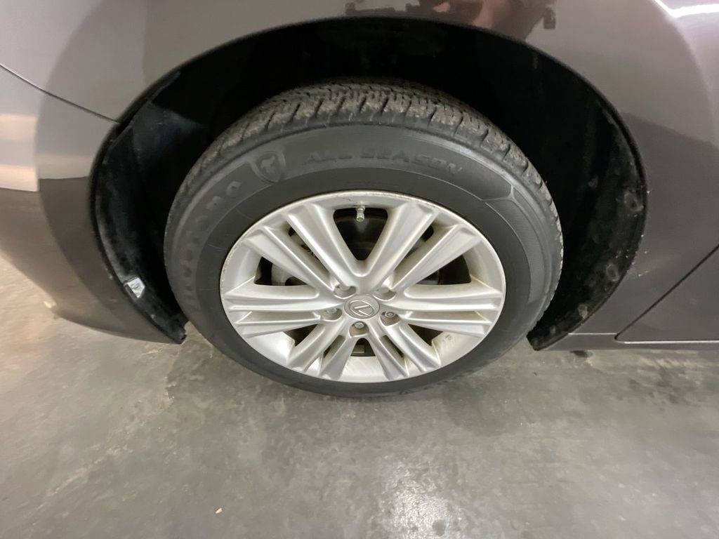 Used 2013 Lexus ES 350 image 32