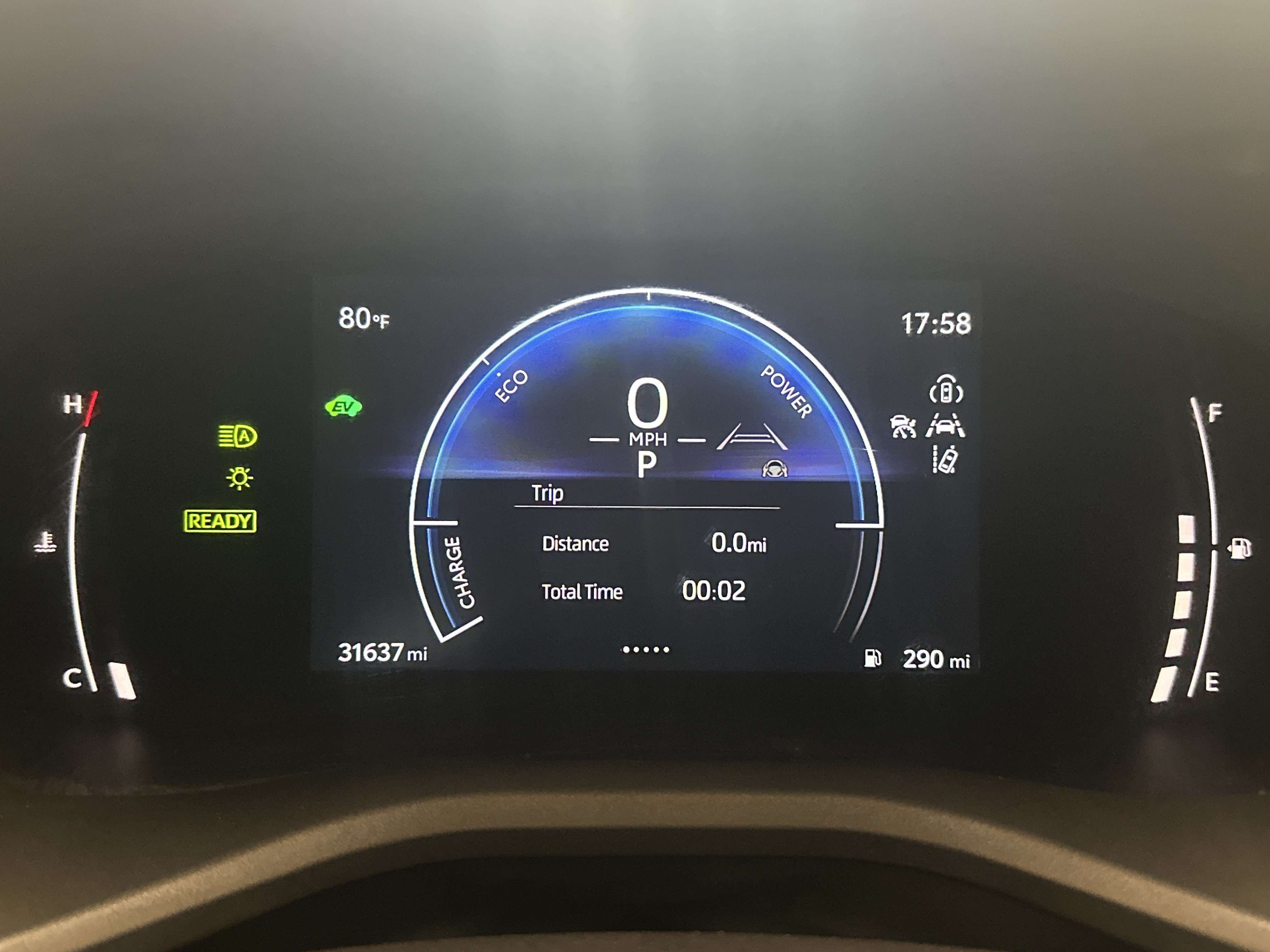 Used 2025 Toyota Camry SE FWD image 20