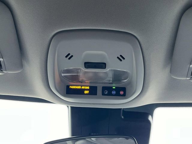 Certified 2025 Chevrolet Trax LT w/ LT Convenience Package image 36