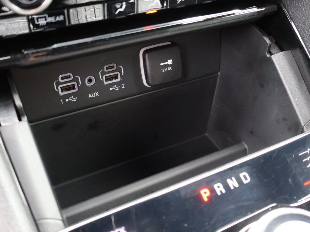 Used 2023 Jeep Grand Cherokee Overland AWD/4WD image 42
