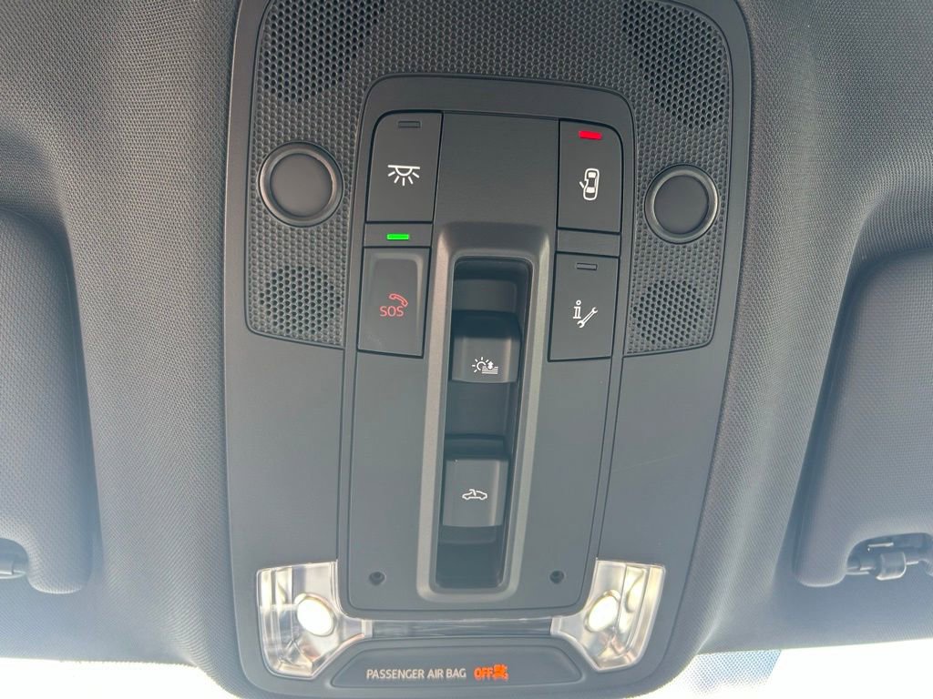 Used 2025 Audi Q3 2.0T Premium w/ Convenience Package image 41