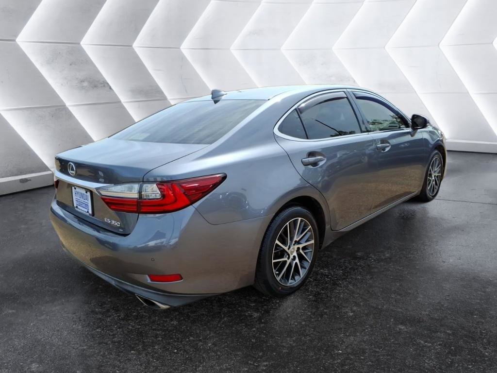 Used 2016 Lexus ES 350 w/ Luxury Package w/Wood Trim image 5