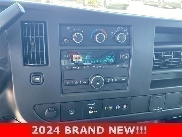 Used 2024 Chevrolet Express 2500 w/ Driver Convenience Package image 13