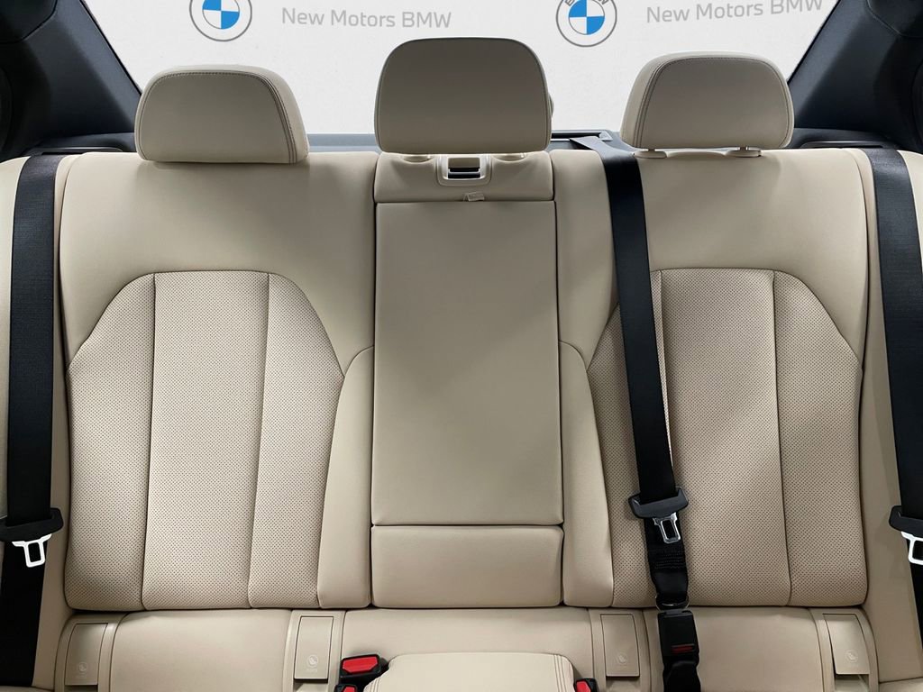 New 2025 BMW 330i xDrive Sedan w/ Premium Package image 11