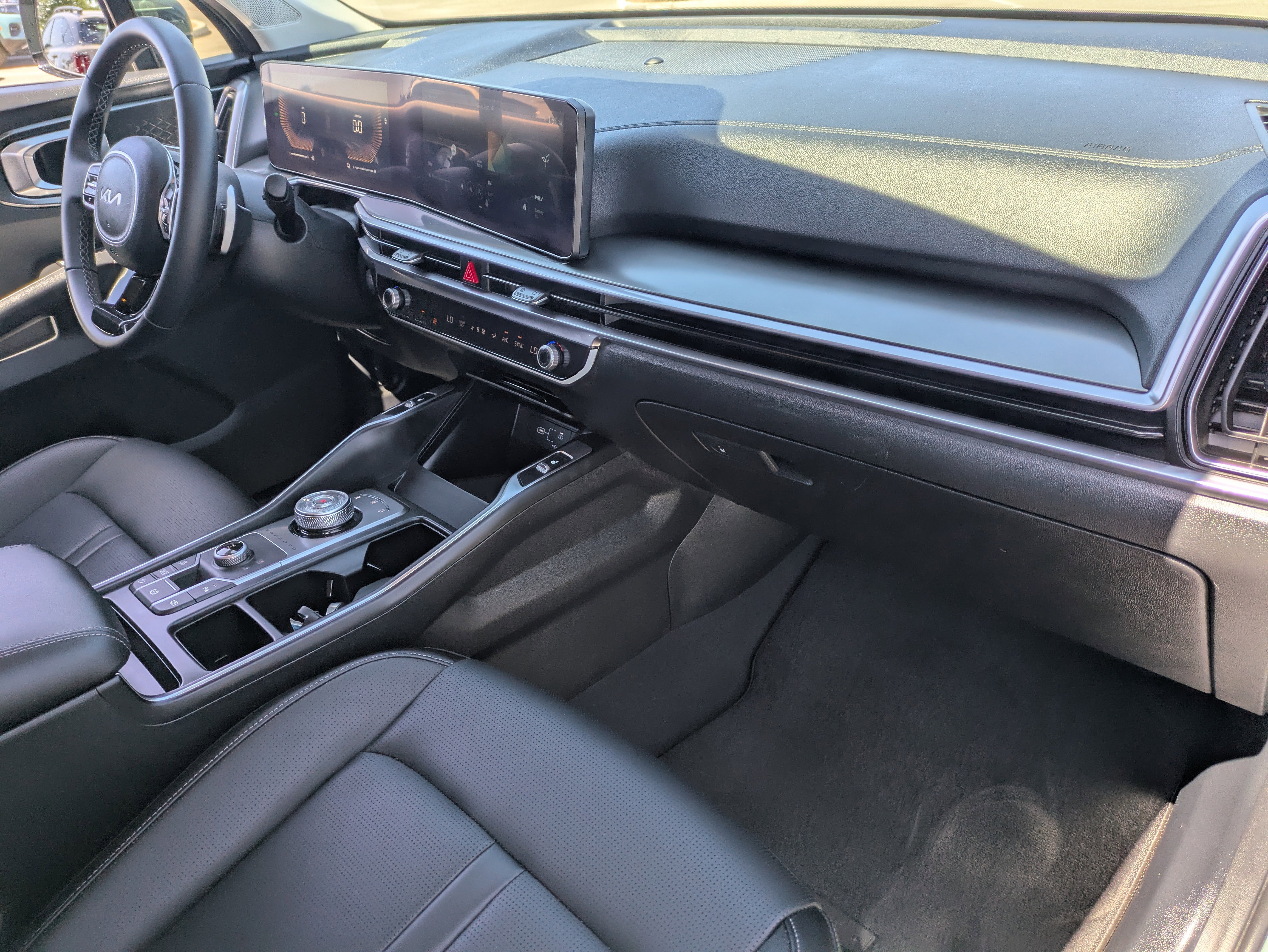 Certified 2025 Kia Sorento EX AWD/4WD image 13
