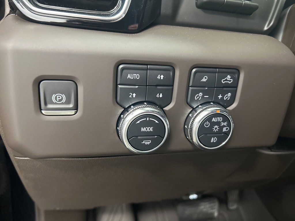 Used 2024 GMC Sierra 1500 Denali w/ Technology Package image 15