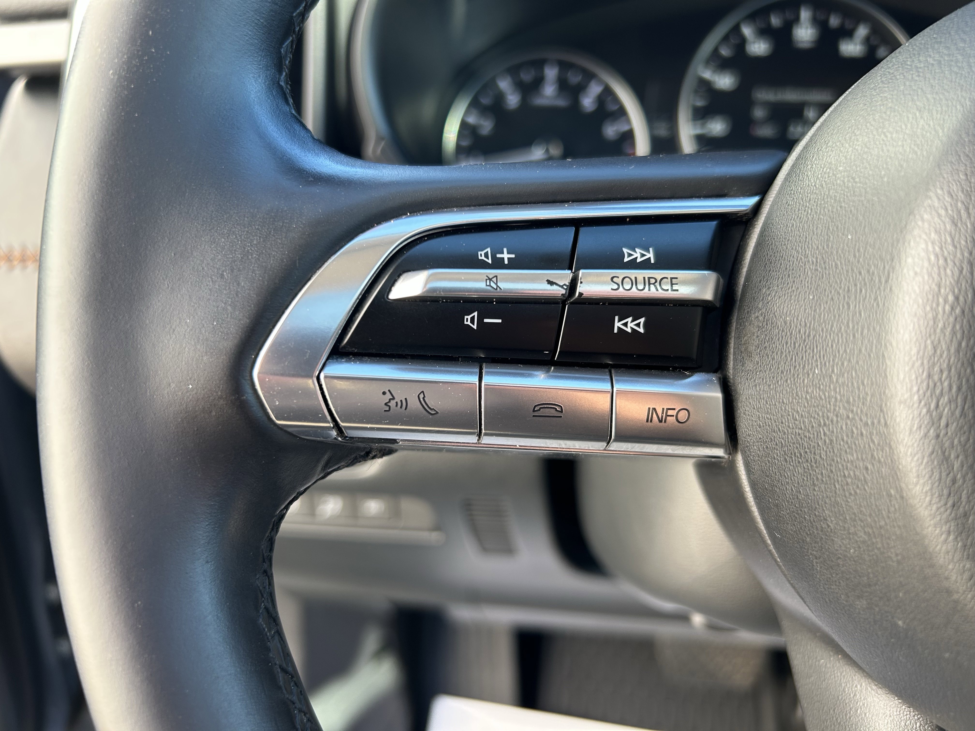 Used 2023 MAZDA CX-50 AWD 2.5 S w/ Cargo Package image 24