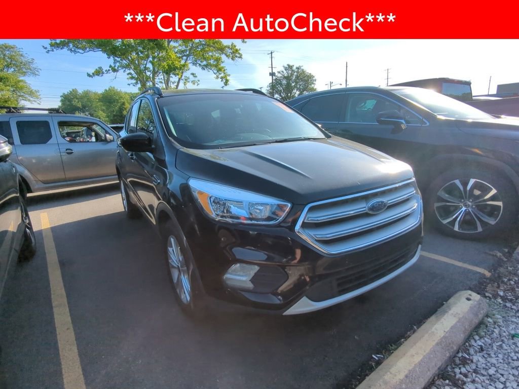 Used 2018 Ford Escape SE w/ SE Sync 3 Package FWD image 3