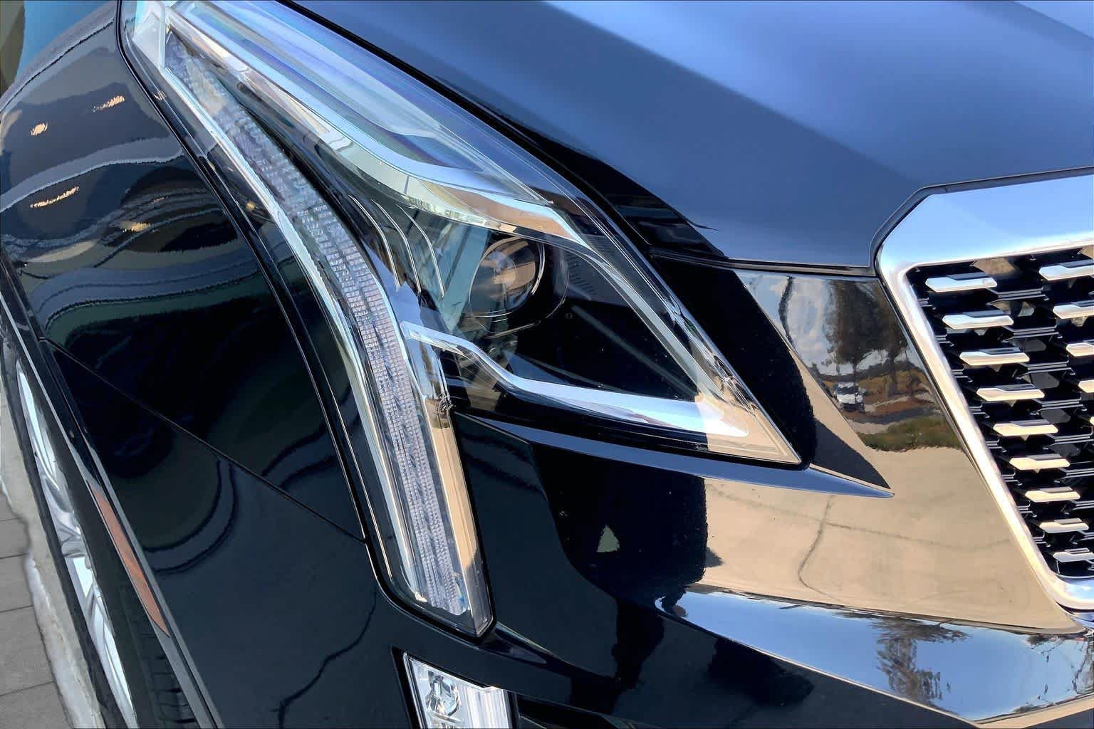 Used 2020 Cadillac XT5 Premium Luxury AWD/4WD image 27