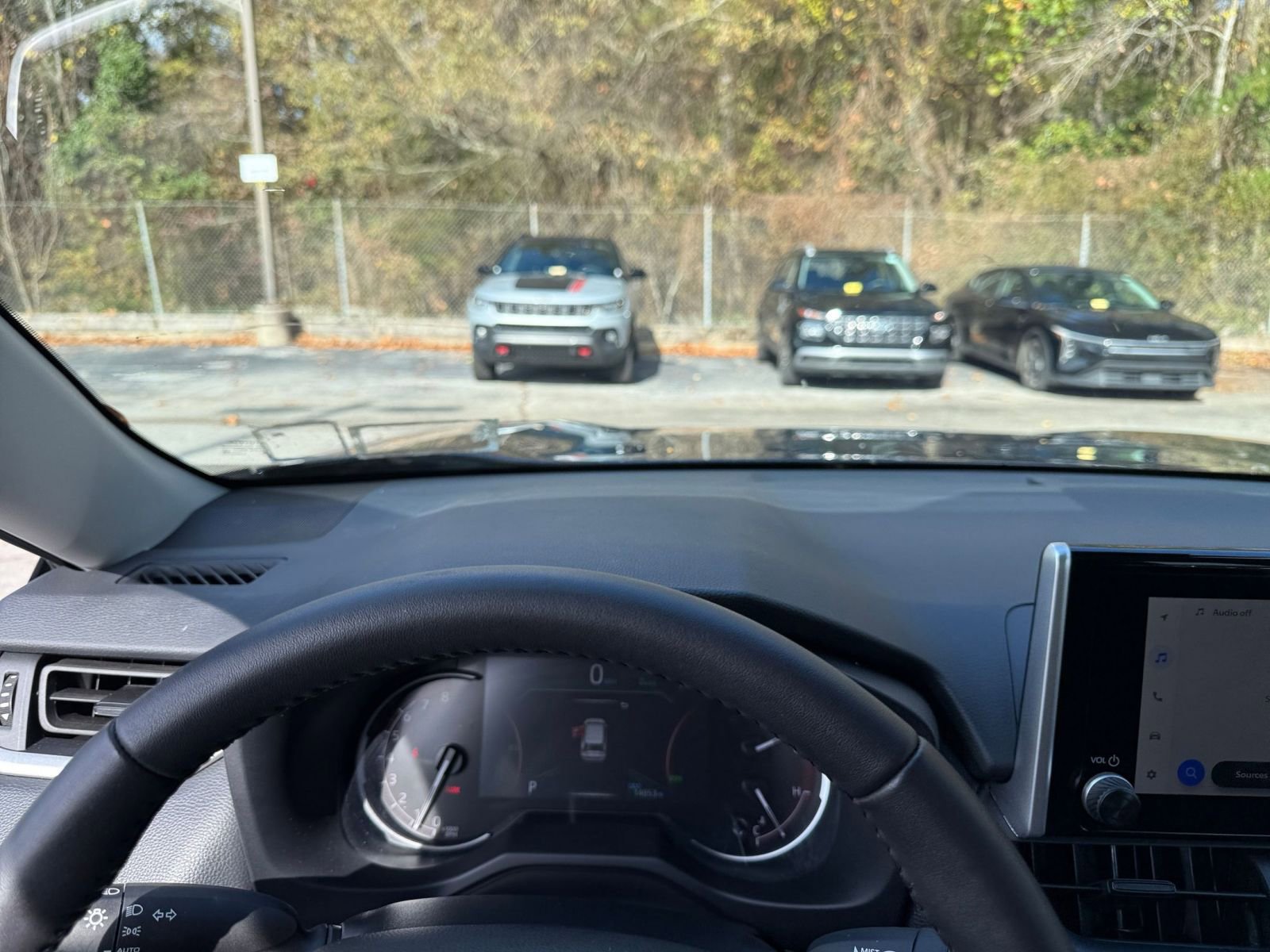 Used 2025 Toyota RAV4 XLE image 34