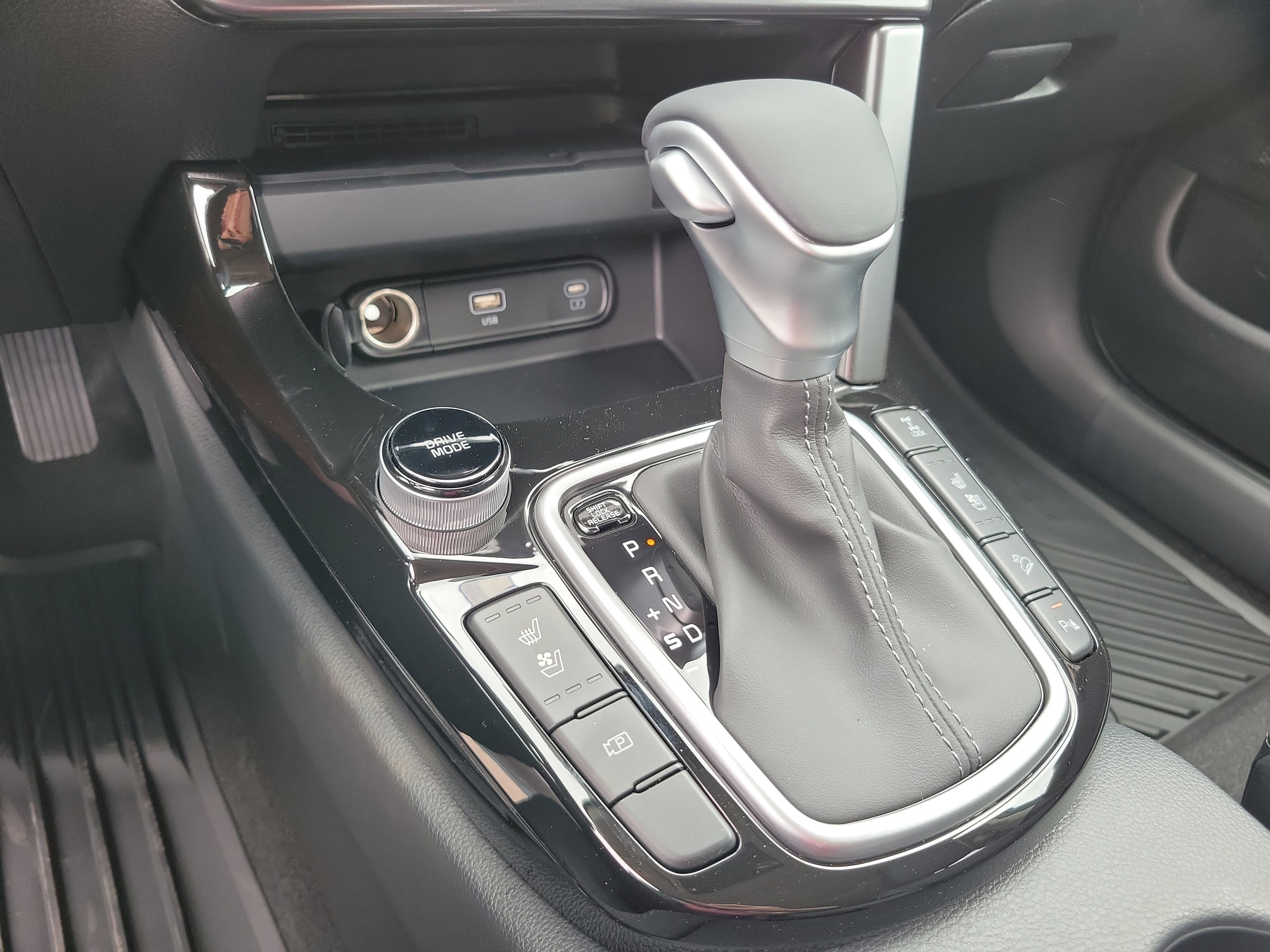 New 2026 Kia Seltos SX AWD/4WD image 13