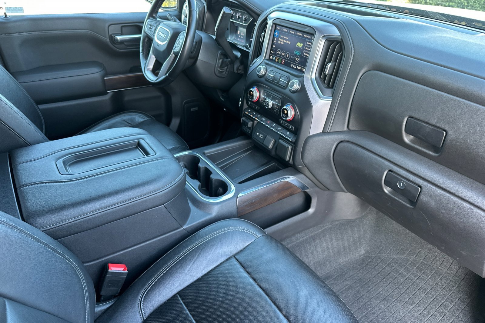Used 2020 GMC Sierra 1500 SLT w/ SLT Premium Plus Package image 16