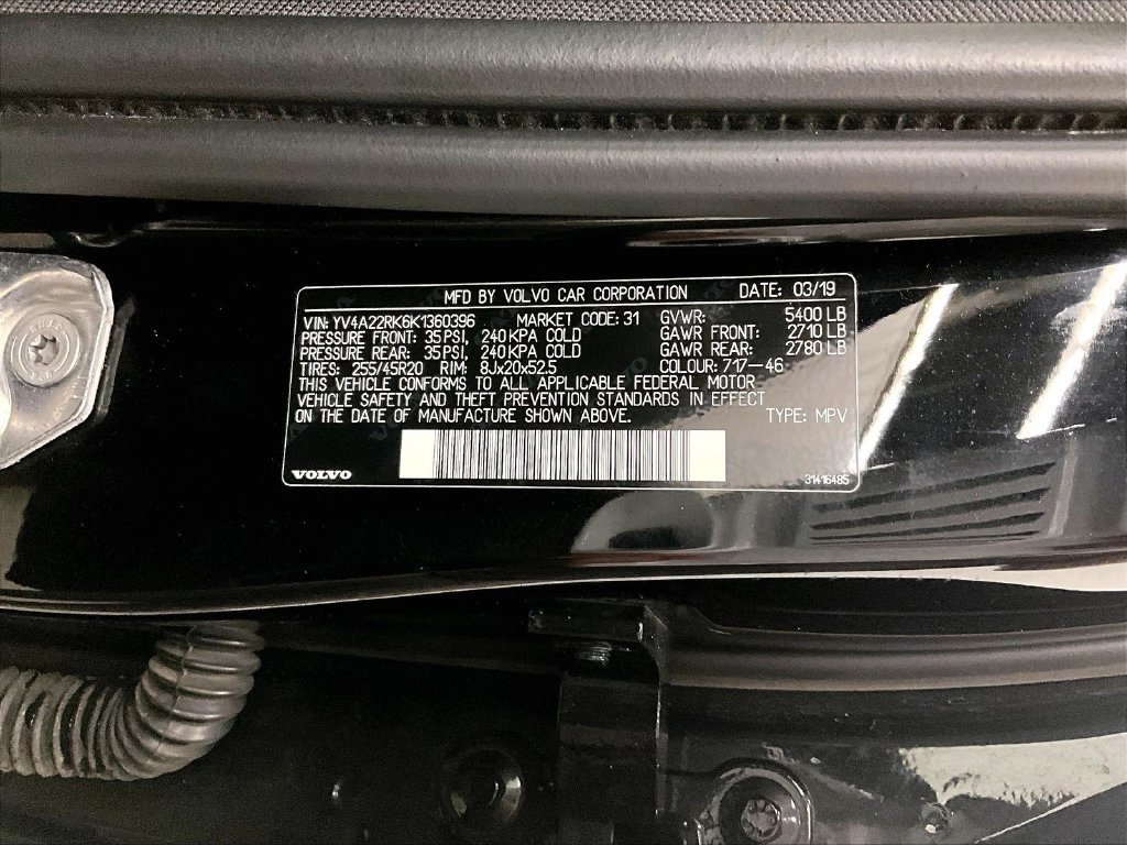 Used 2019 Volvo XC60 T6 Momentum w/ Multimedia Package AWD/4WD image 19