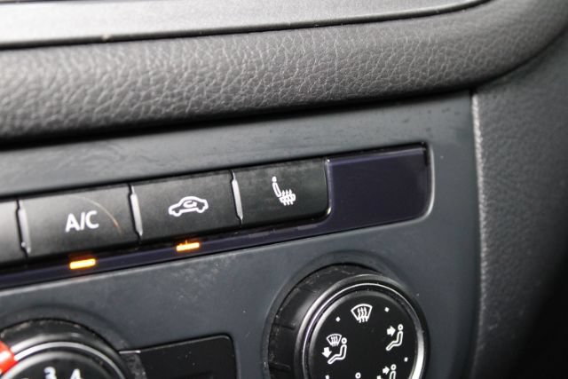 Used 2013 Volkswagen Tiguan S AWD/4WD image 18
