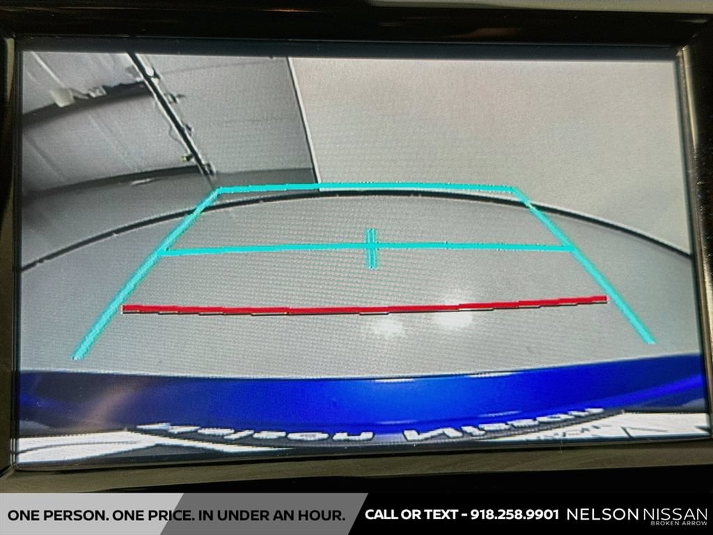 Used 2019 Toyota Camry LE FWD image 13