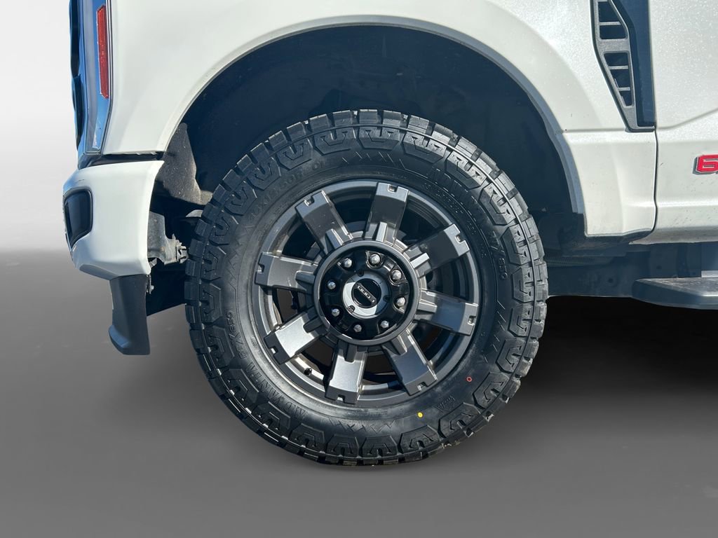 Used 2023 Ford F250 Lariat w/ Sport Appearance Package image 16