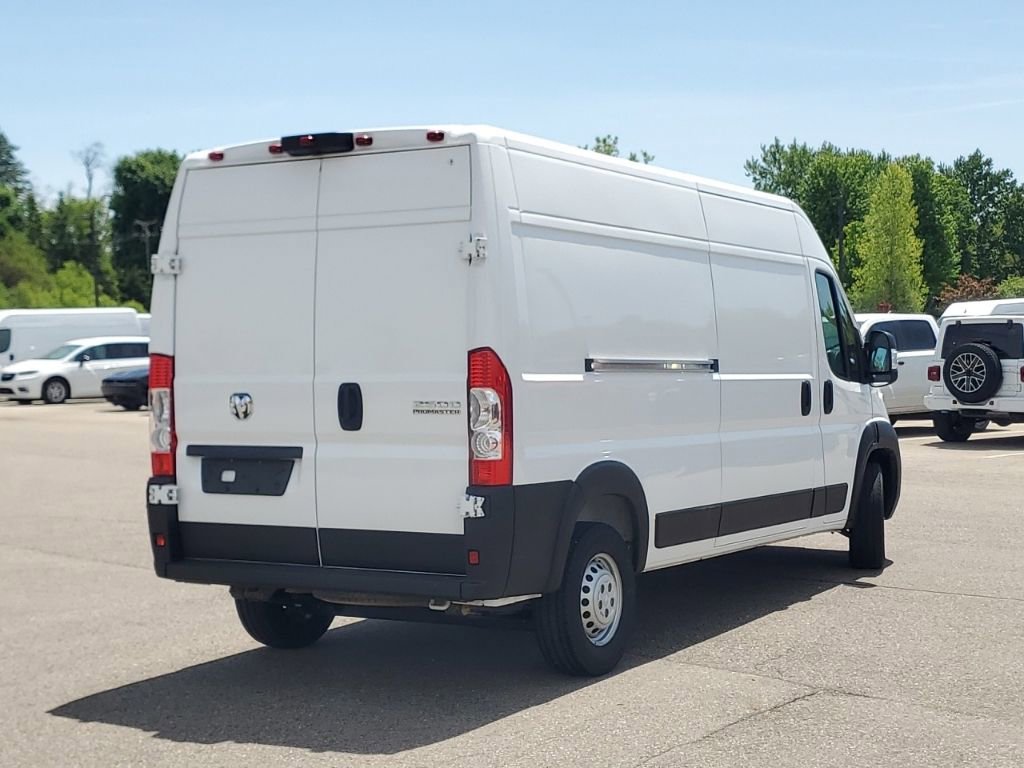 Used 2026 RAM ProMaster 2500 w/ Convenience Group FWD image 2