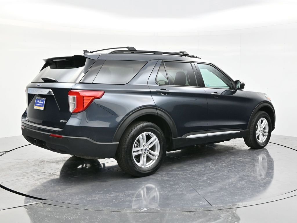 Certified 2022 Ford Explorer XLT w/ Class IV Trailer Tow Package image 5