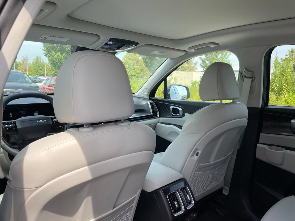 New 2026 Kia Sorento S w/ S Panoramic Sunroof Package FWD image 26
