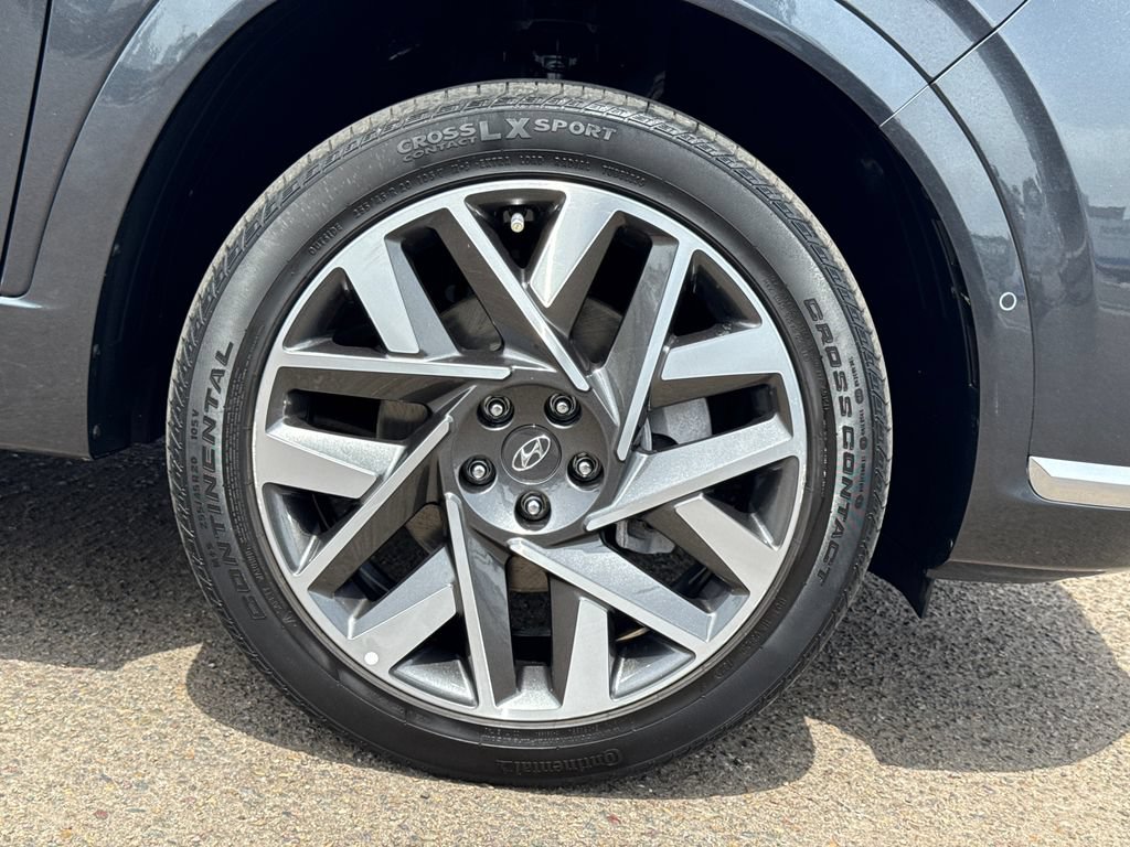 Used 2023 Hyundai Santa Fe Calligraphy AWD/4WD image 7