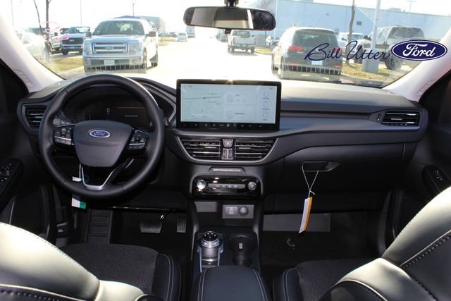 New 2025 Ford Escape SE FWD image 10