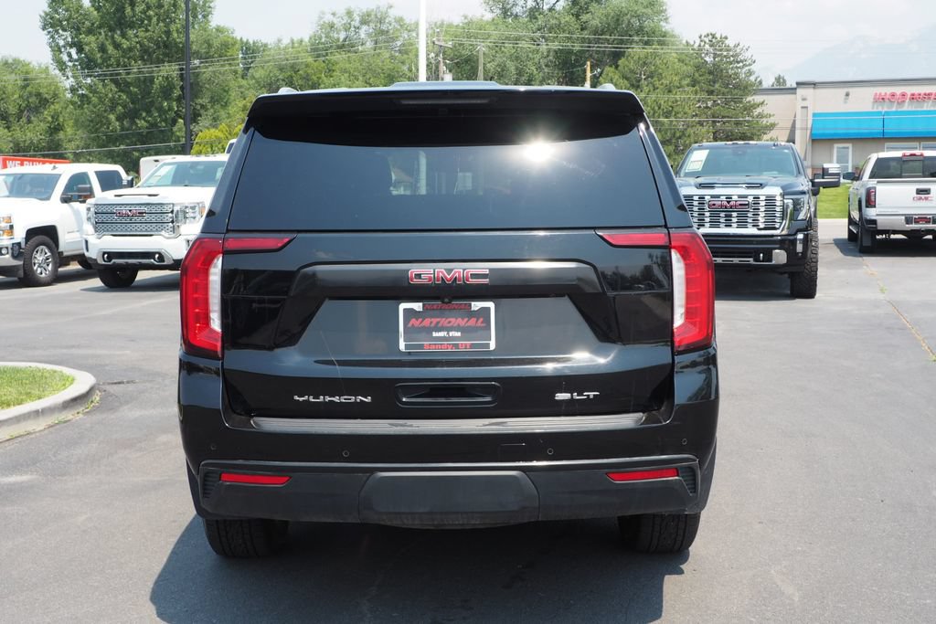 Used 2023 GMC Yukon SLT w/ SLT Premium Package AWD/4WD image 6