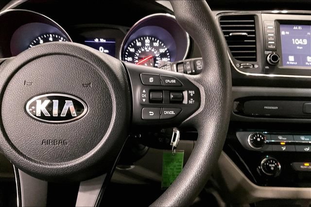 Used 2019 Kia Sedona LX FWD image 19