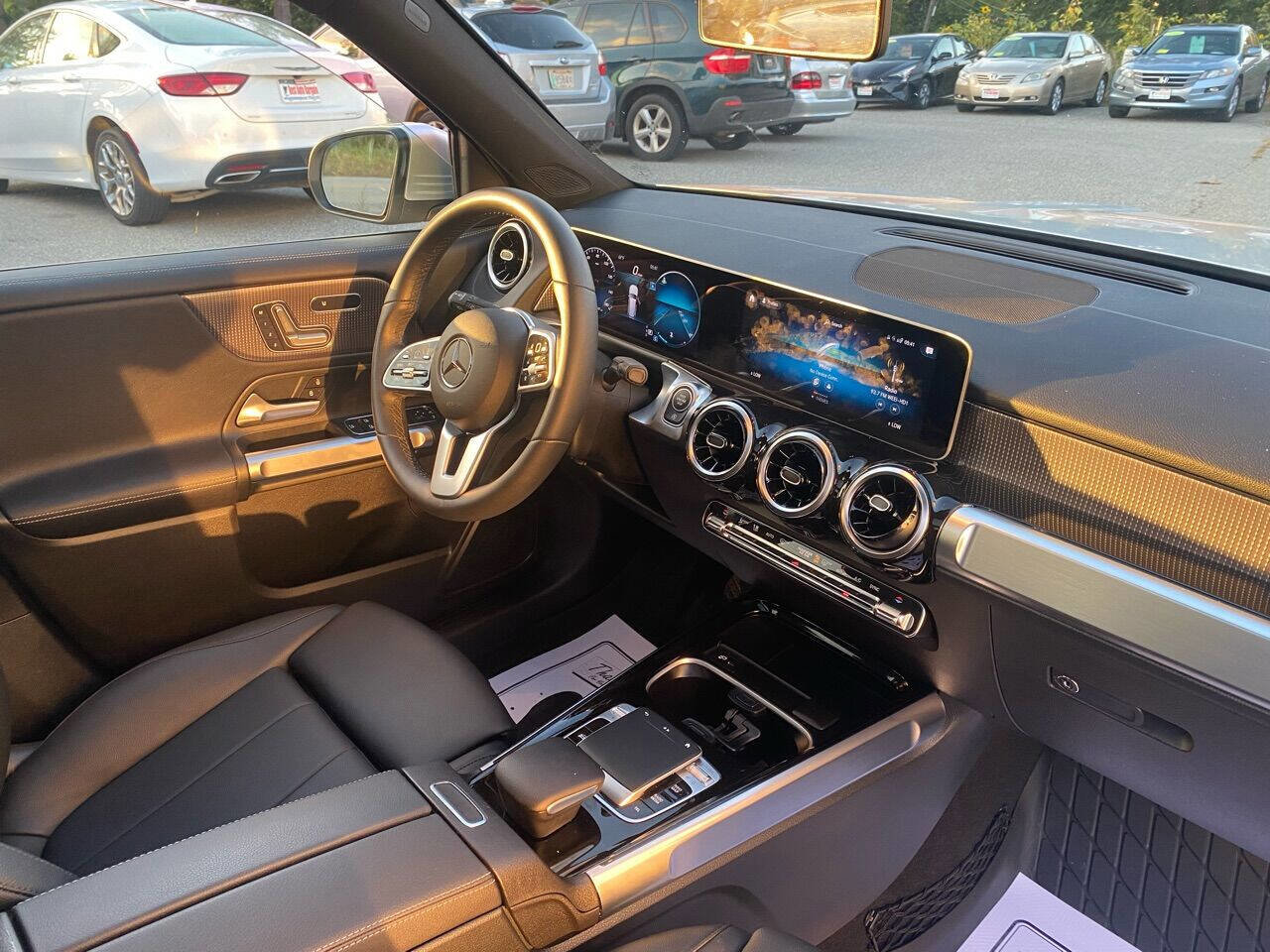 Used 2020 Mercedes-Benz GLB 250 4MATIC image 14