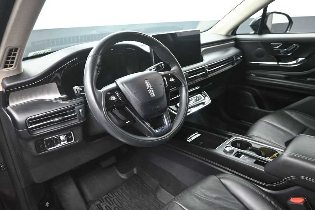 Used 2023 Lincoln Corsair Reserve w/ Equipment Group 201A AWD/4WD image 12
