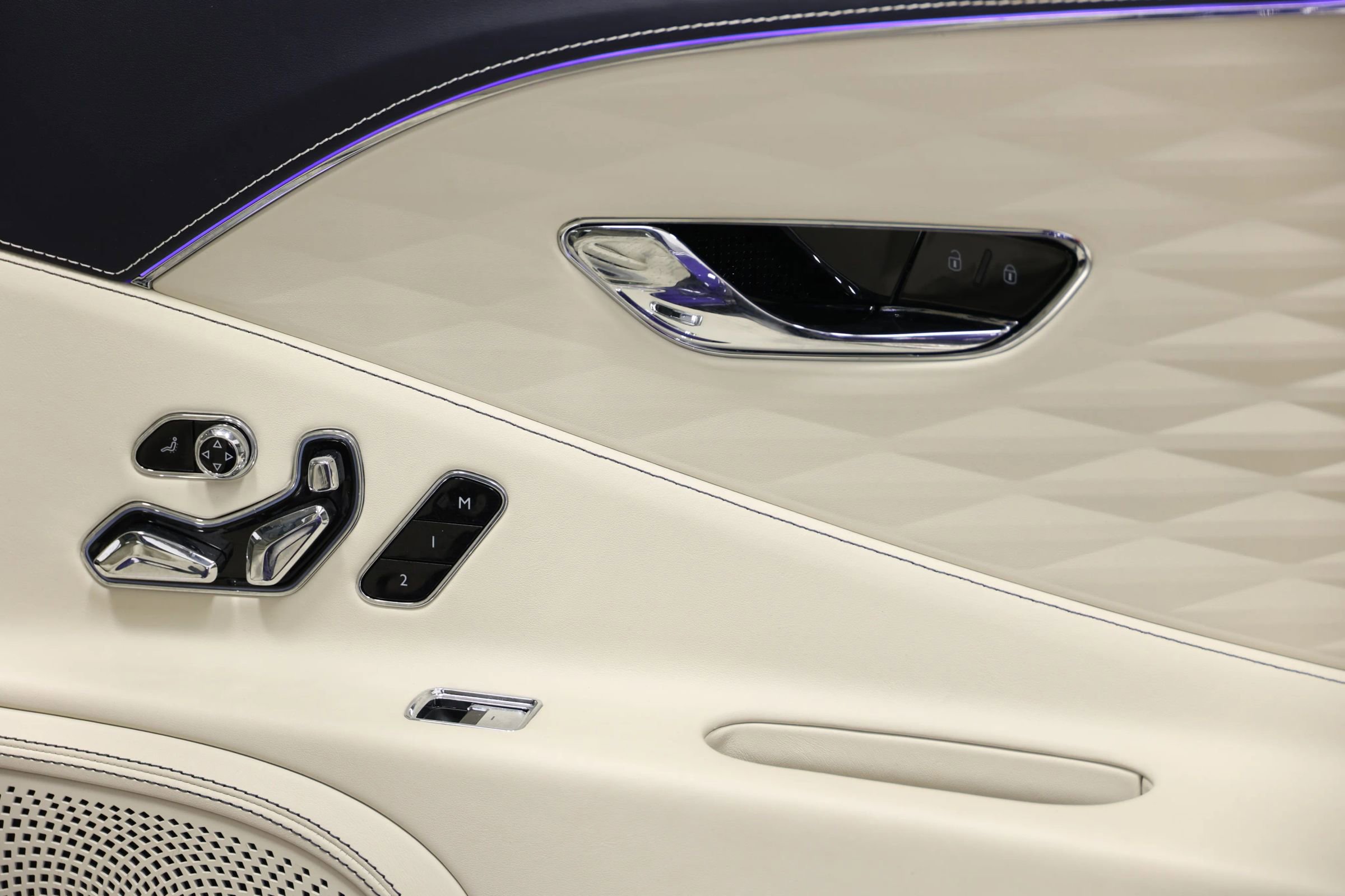 Used 2020 Bentley Flying Spur W12 w/ First Edition Specification image 88