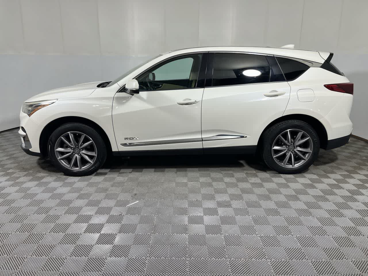 Used 2019 Acura RDX w/ Technology Package AWD/4WD image 5