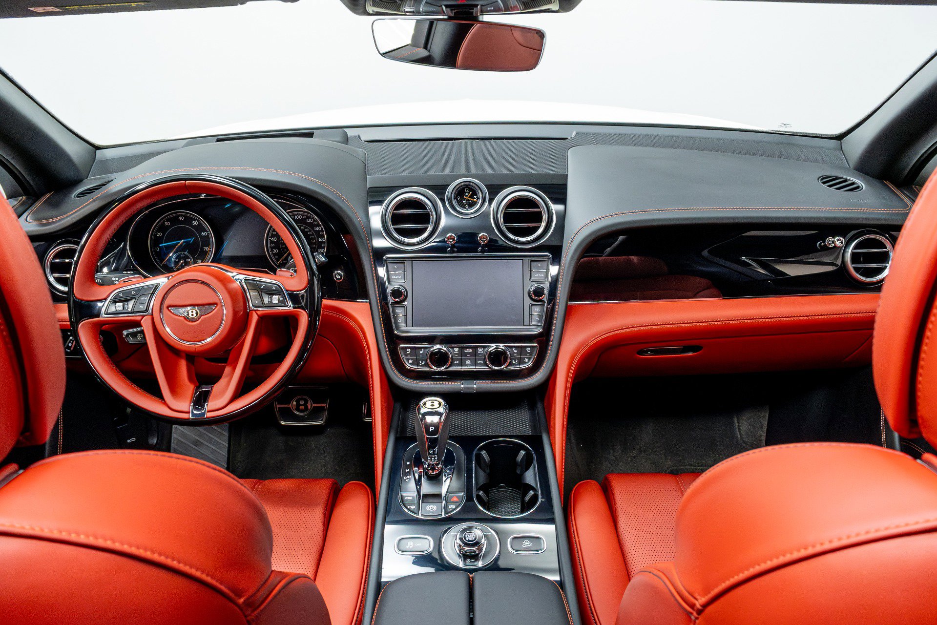 Used 2020 Bentley Bentayga image 14