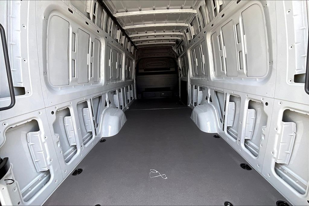 New 2025 Mercedes-Benz Sprinter 2500 image 9