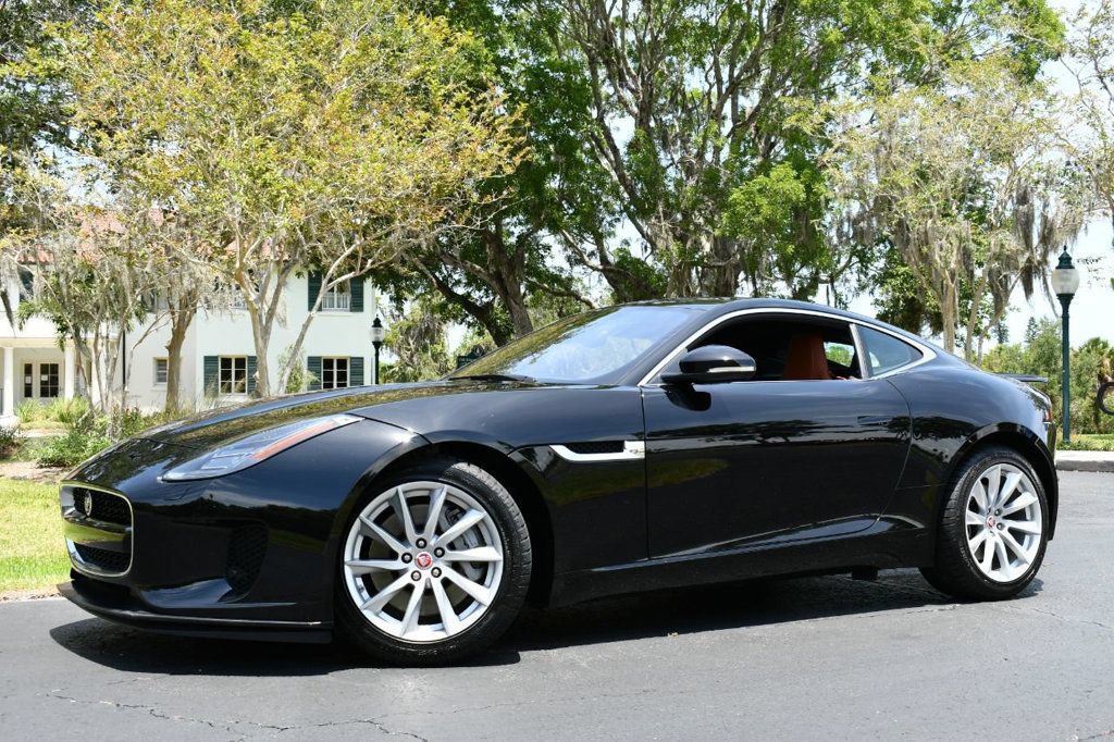 Used 2018 Jaguar F-TYPE Coupe RWD image 19