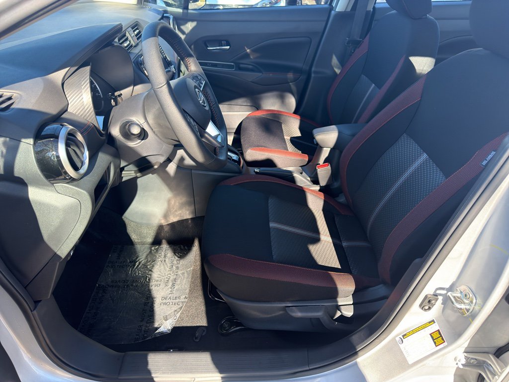 New 2025 Nissan Versa SR w/ Trunk Package image 16
