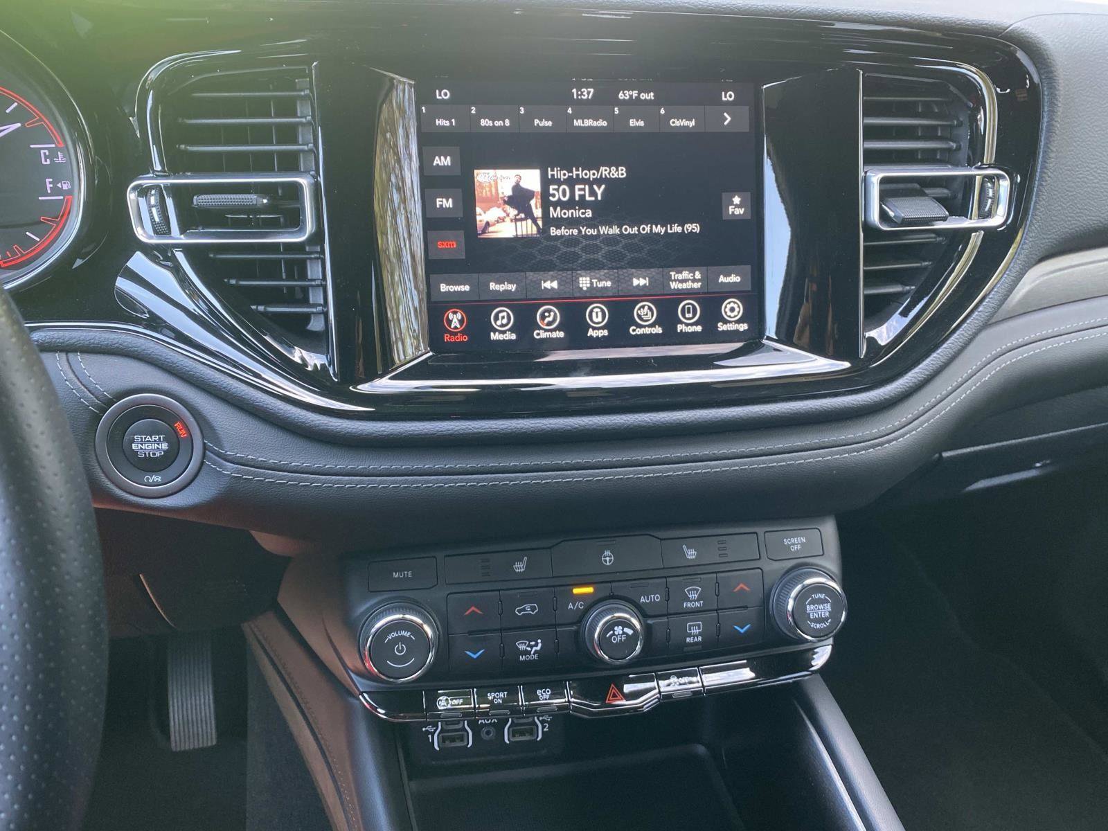 Used 2024 Dodge Durango SXT w/ SXT Blacktop Group image 27